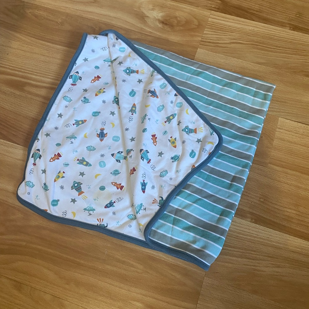 Magnificent Baby / Magnetic Me newborn blanket